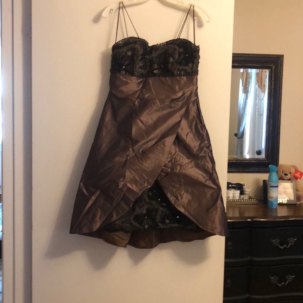 Brown dress